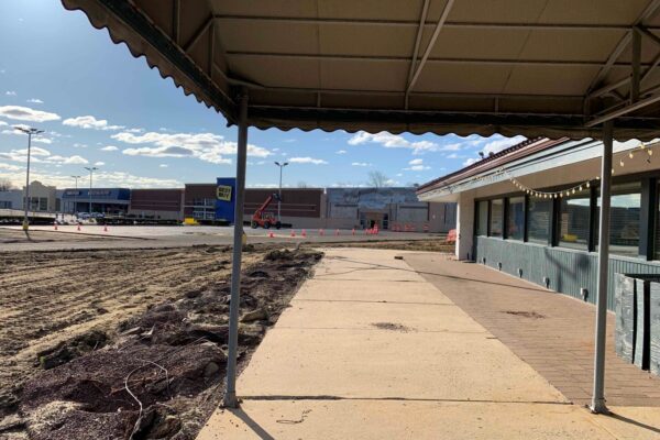 eatontown shopping center reno under construction